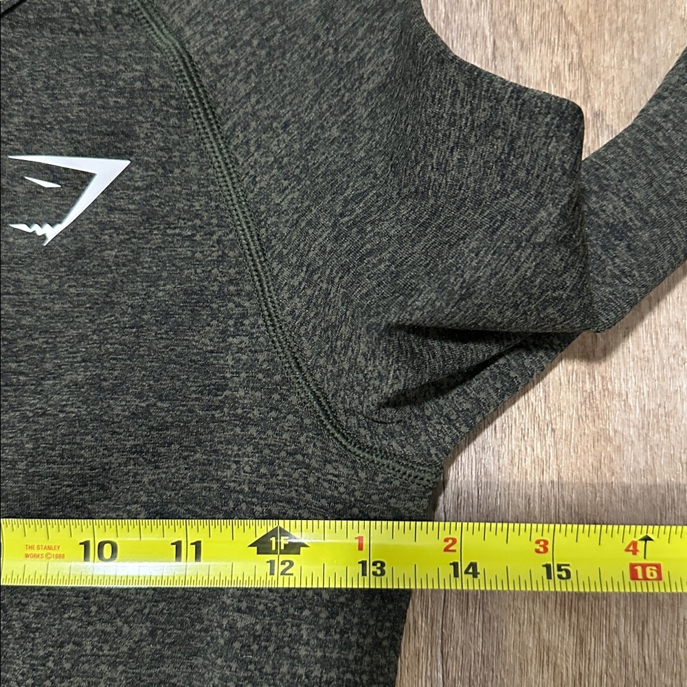 Gymshark Vital Seamless 2.0 Long Sleeve Crop Top Dark Green - Picture 3 of 5